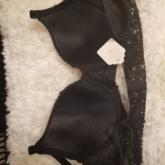 Bedazzled black show Bra! Size 36B - Picture 3 of 4
